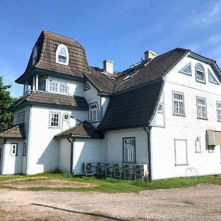 Captains House - Kaptenimaja - Officers Deck