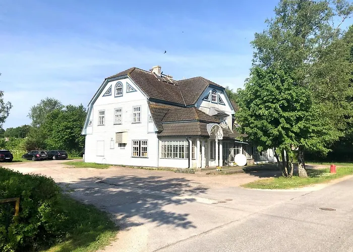 Captains House - Kaptenimaja - Officers Deck