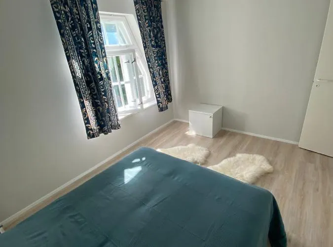 Captains House - Kaptenimaja - Officers Deck